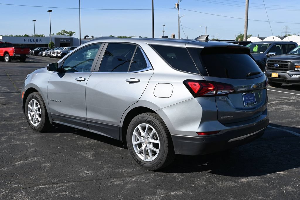 Used 2023 Chevrolet Equinox LT w/ Driver Convenience Package AWD/4WD image 11
