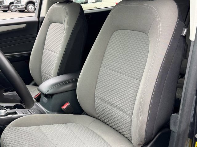 Certified 2022 Ford Escape SE w/ Convenience Package AWD/4WD image 9
