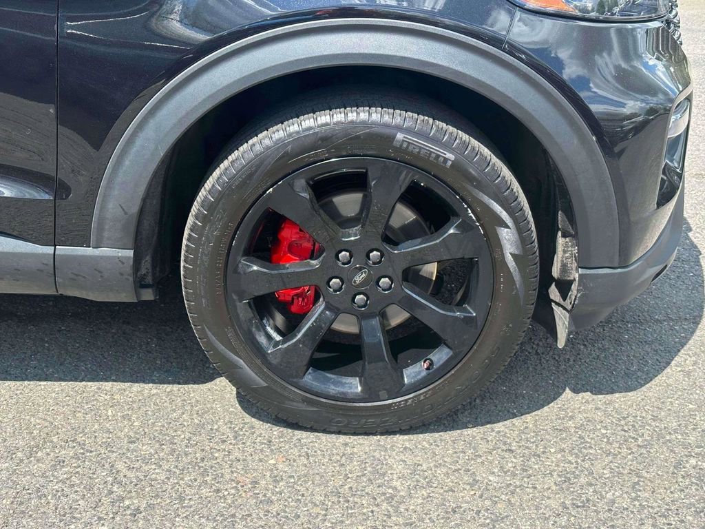 Certified 2023 Ford Explorer ST-Line AWD/4WD image 6