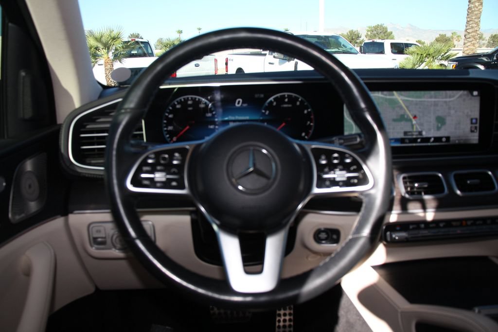 Used 2022 Mercedes-Benz GLS 450 4MATIC image 14