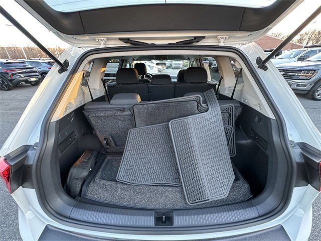 Used 2020 Volkswagen Tiguan S w/ 3rd Row Seat Package image 41