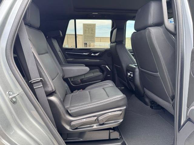 Used 2024 GMC Yukon Denali AWD/4WD image 16