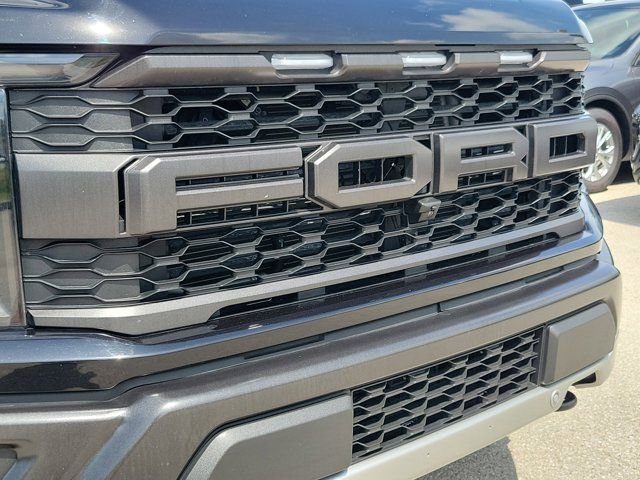 Certified 2023 Ford F150 Raptor w/ Raptor Carbon Fiber Package AWD/4WD image 7
