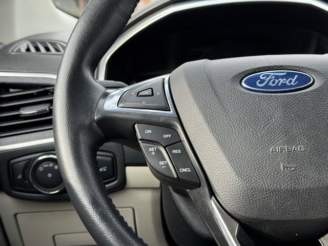 Certified 2017 Ford Edge Titanium w/ Technology Package image 26