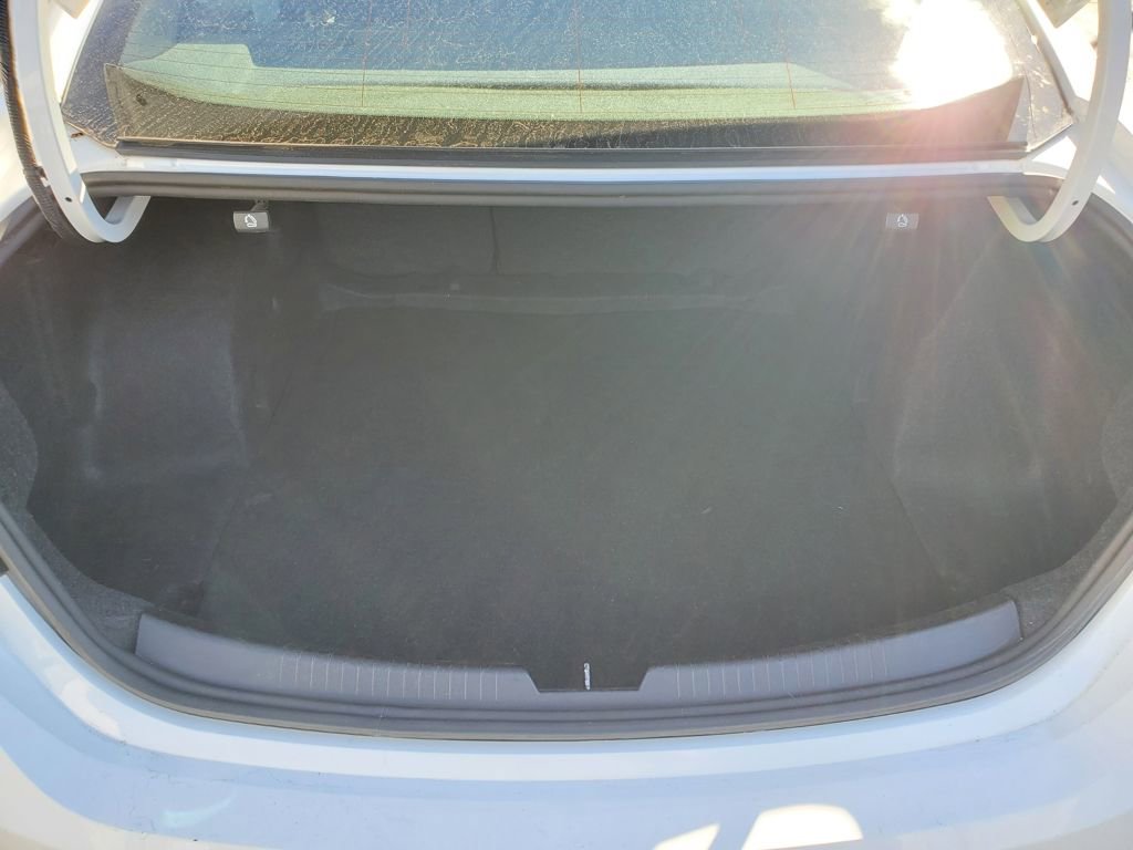 Used 2024 Chevrolet Malibu LT image 6