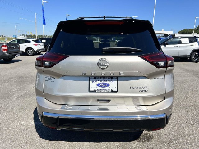 Used 2026 Nissan Rogue Platinum w/ Platinum Premium Package AWD/4WD image 7