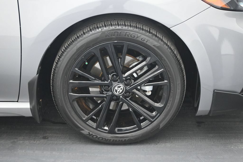 Used 2025 Toyota Camry SE FWD image 23