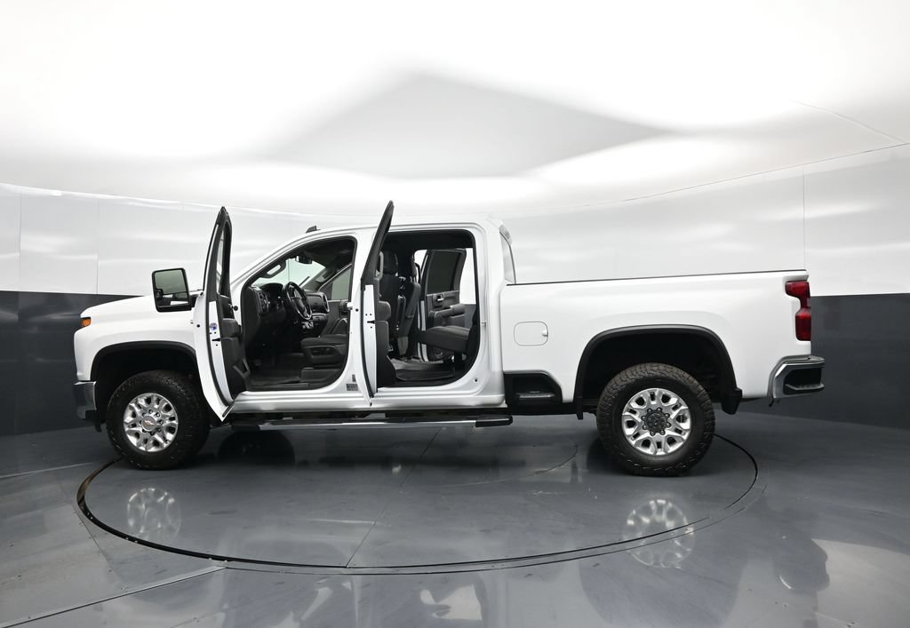 Used 2023 Chevrolet Silverado 2500 LT w/ Convenience Package AWD/4WD image 32