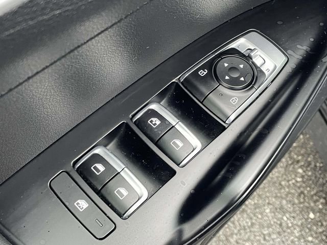 Used 2023 Kia K5 LXS image 14
