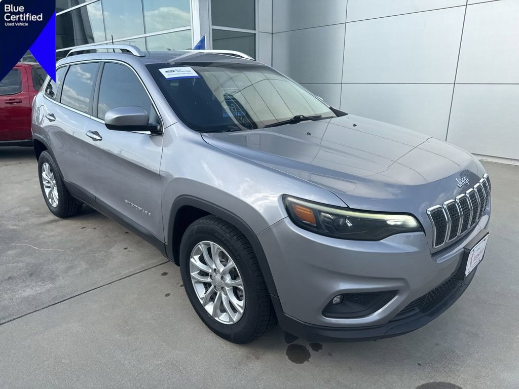 Used 2019 Jeep Cherokee Latitude w/ Popular Appearance Group image 1