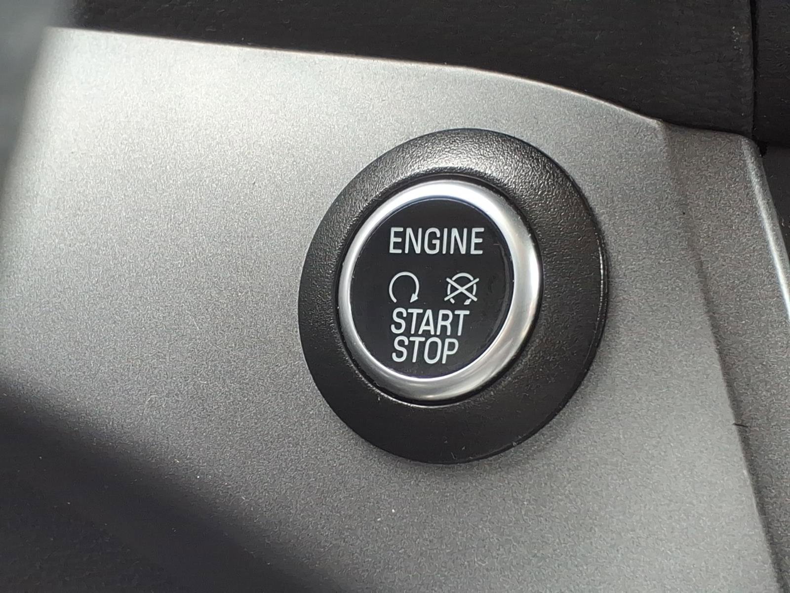 Certified 2019 Ford Escape SE FWD image 22