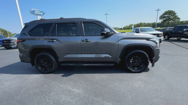 Used 2024 Toyota Sequoia Limited AWD/4WD image 9