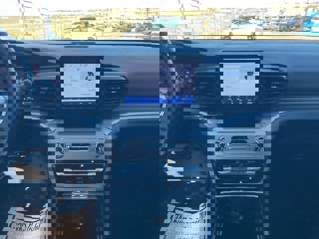 Certified 2022 Ford Explorer XLT image 12