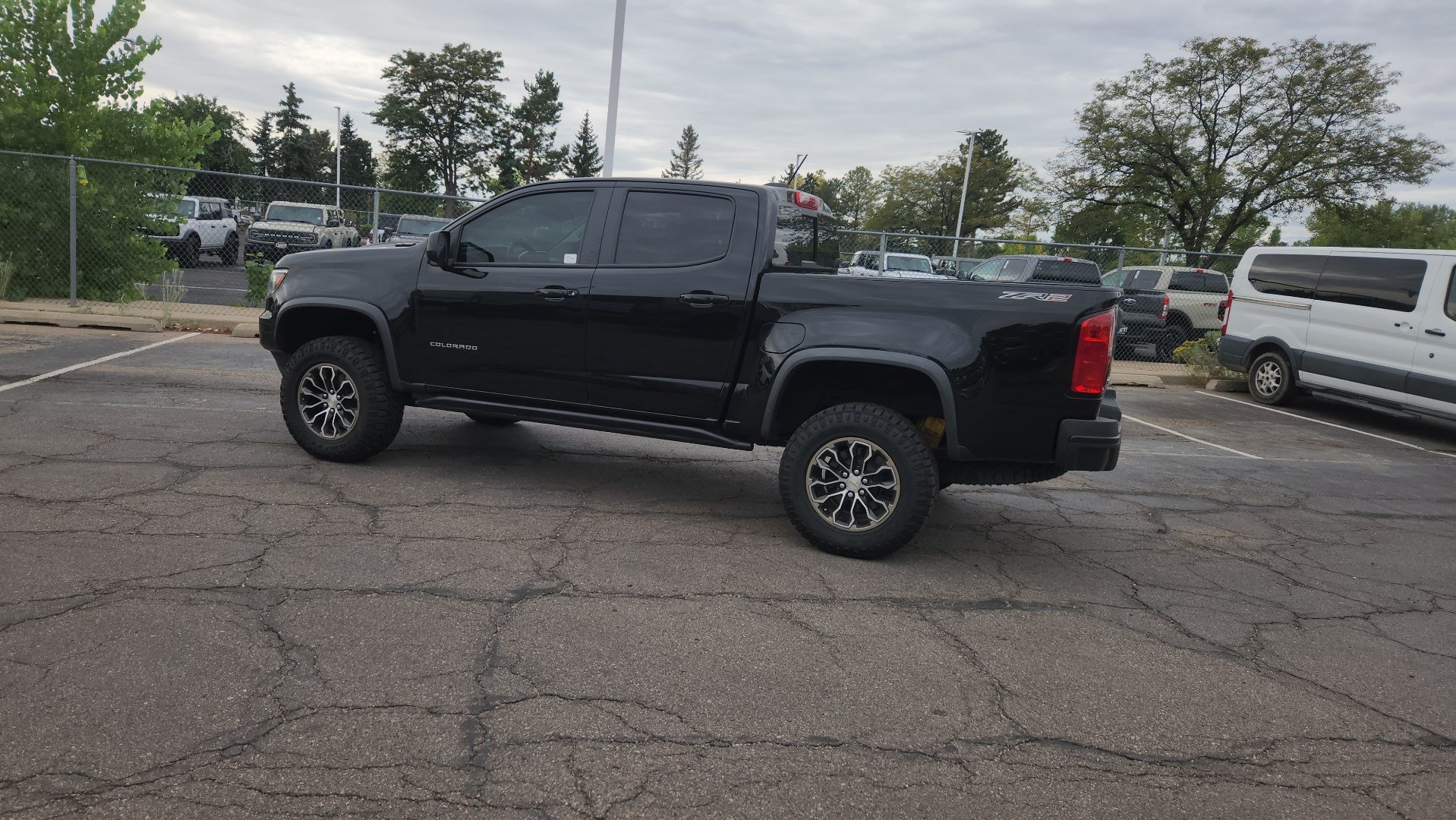Used 2022 Chevrolet Colorado ZR2 AWD/4WD image 7