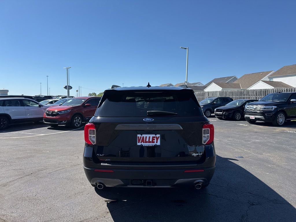 Certified 2023 Ford Explorer XLT w/ Equipment Group 202A AWD/4WD image 53