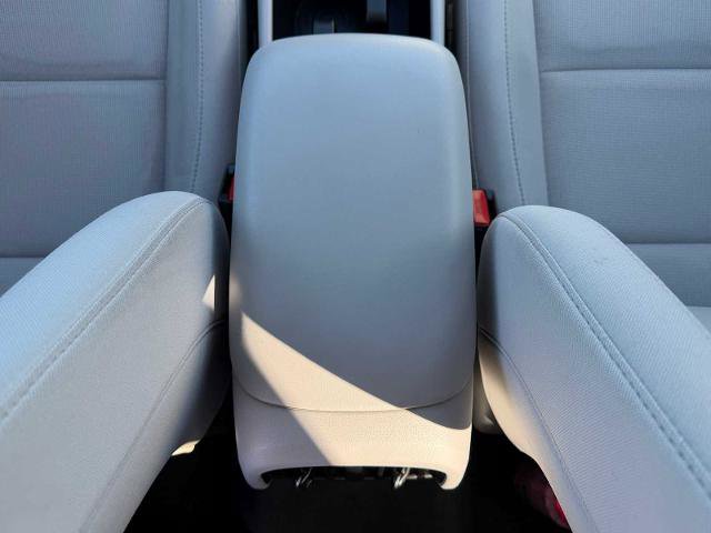 Used 2025 Hyundai Kona SEL image 21