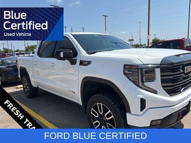 Used 2023 GMC Sierra 1500 AT4 w/ Technology Package AWD/4WD image 1