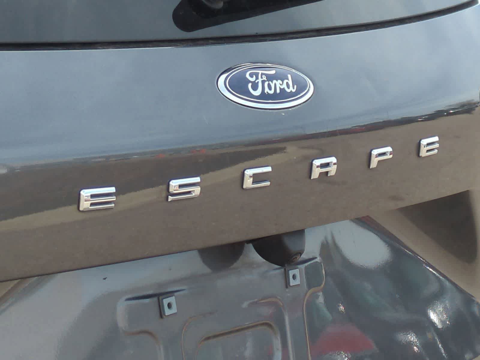 Certified 2023 Ford Escape ST-Line AWD/4WD image 13