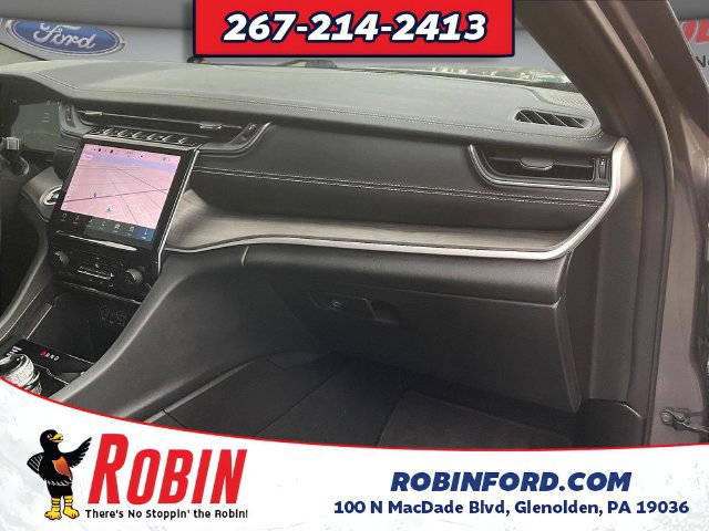 Used 2025 Jeep Grand Cherokee Limited AWD/4WD image 25