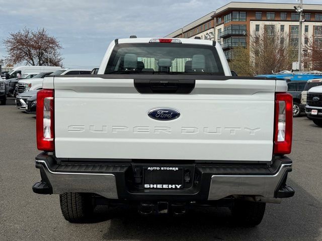 Certified 2025 Ford F250 XL w/ XL Chrome Package image 4