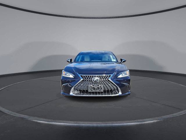Used 2025 Lexus ES 350 w/ Premium Package FWD image 3