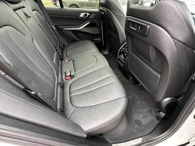 Used 2021 BMW X5 xDrive45e w/ Premium Package AWD/4WD image 11