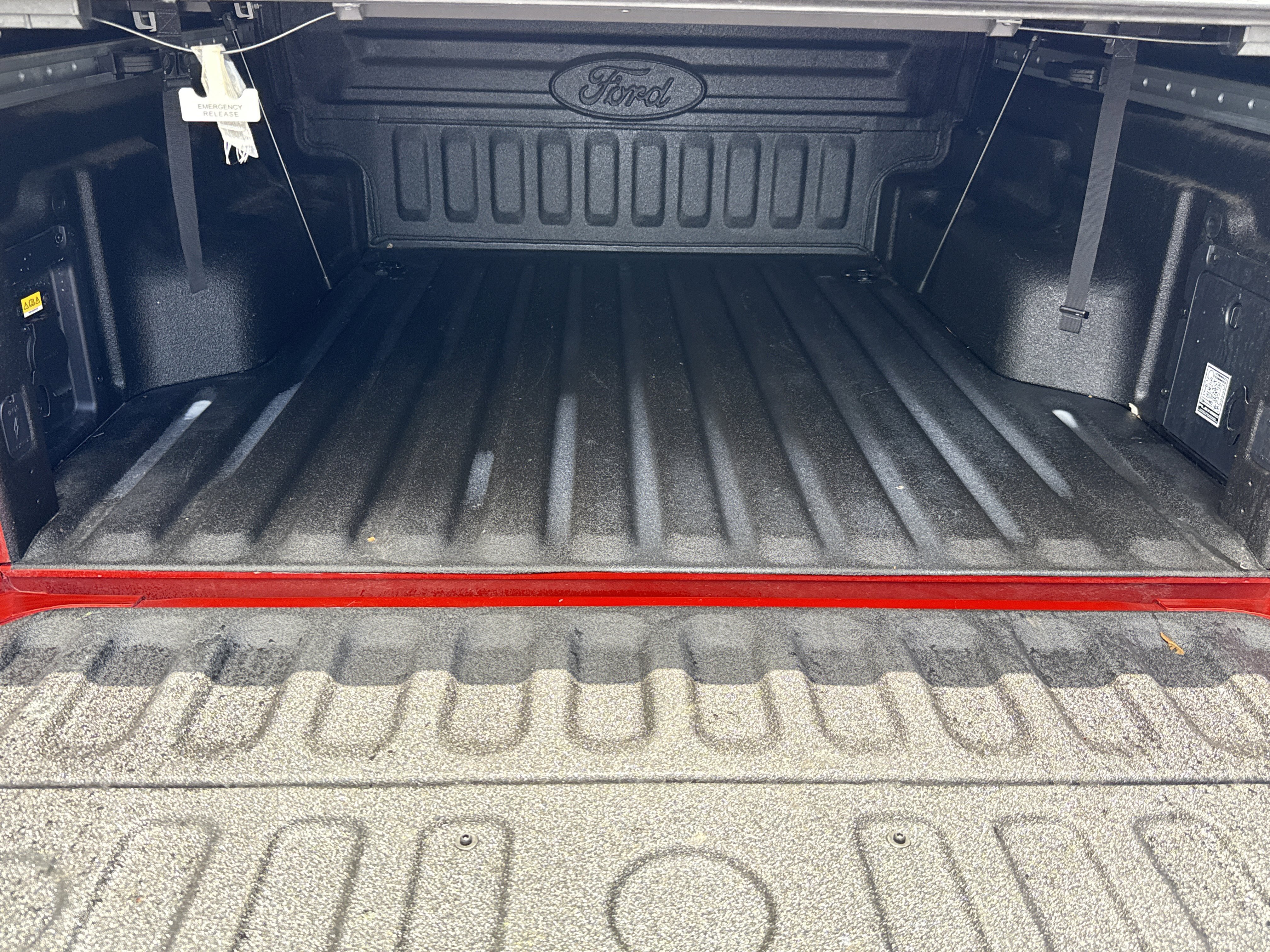 Certified 2024 Ford Maverick Lariat FWD image 27