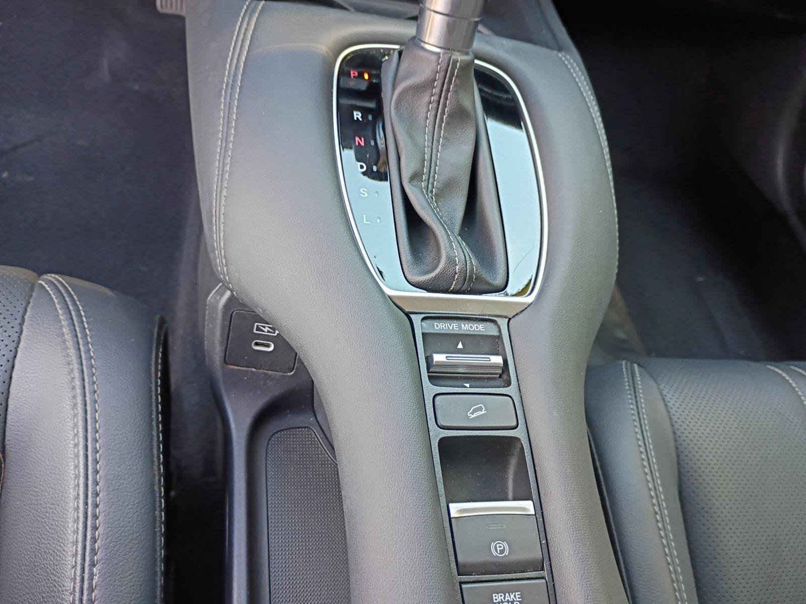 Used 2024 Honda HR-V EX-L image 12