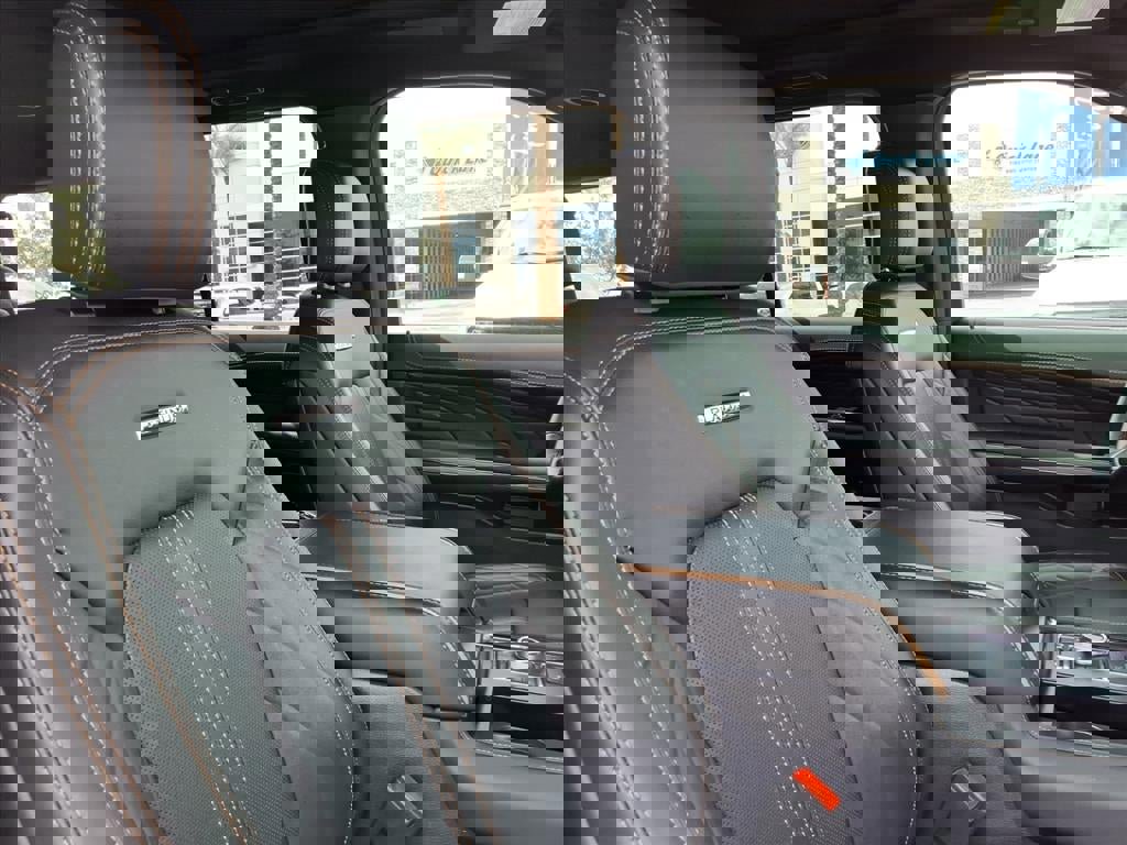 Certified 2024 Ford Expedition Max Platinum image 12