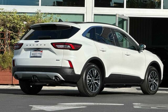 Certified 2024 Ford Escape SE FWD image 4