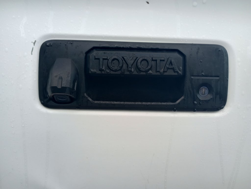 Used 2022 Toyota Tacoma SR5 RWD image 13