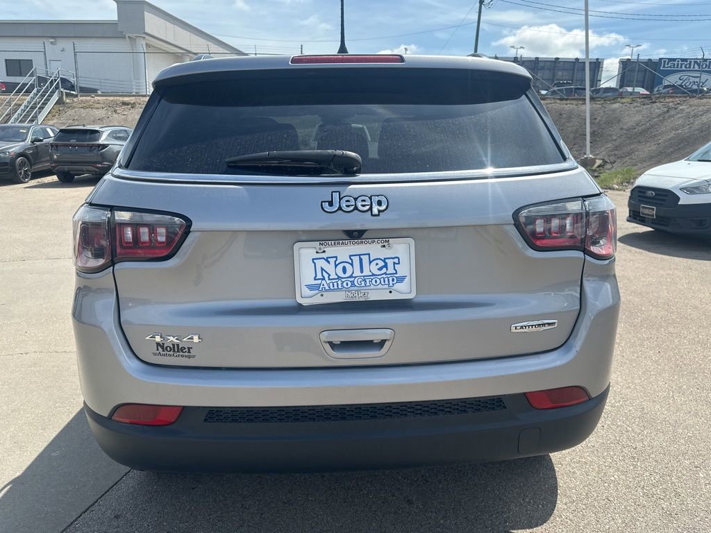 Used 2022 Jeep Compass Latitude AWD/4WD image 6