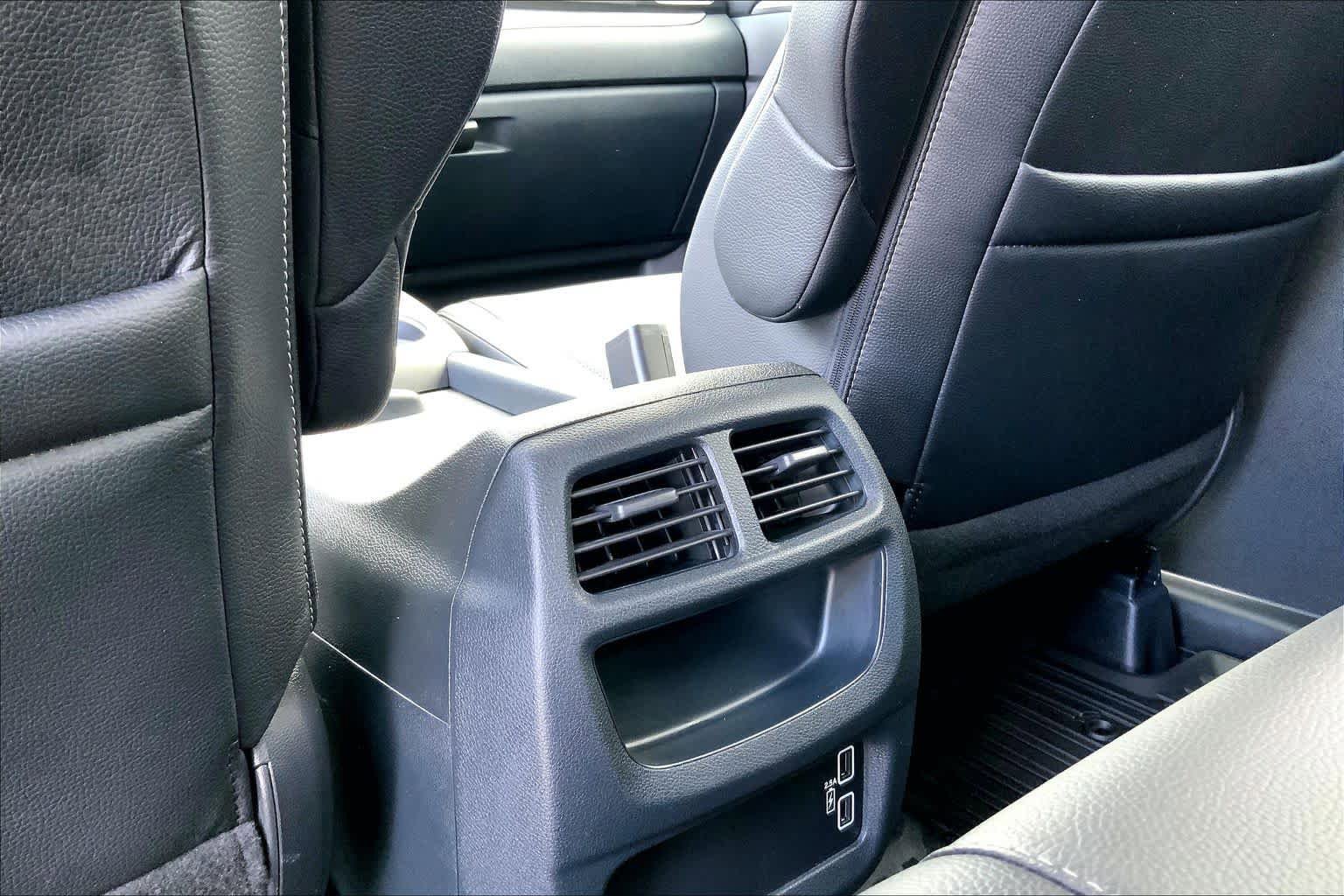 Used 2023 Honda Ridgeline RTL-E image 36