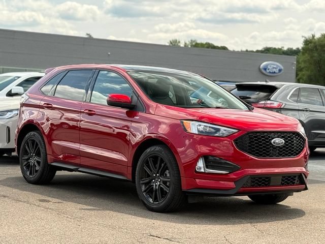 Certified 2024 Ford Edge ST-Line AWD/4WD image 32