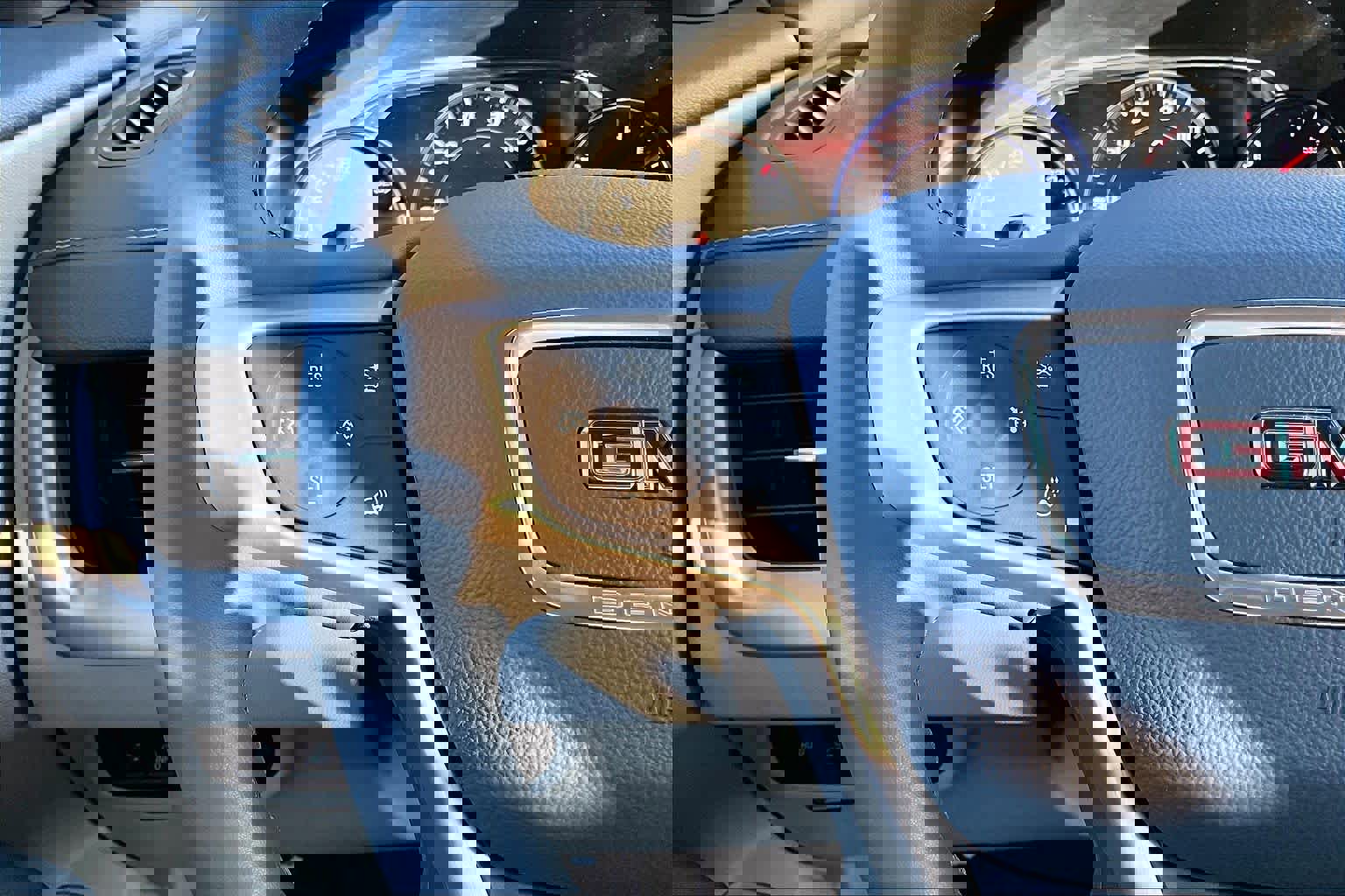 Used 2023 GMC Terrain Denali image 24