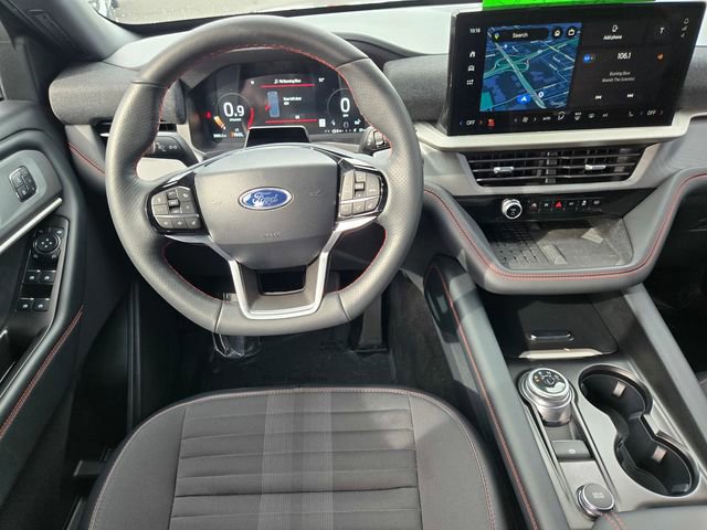 Certified 2025 Ford Explorer ST-Line w/ Premium Package image 11