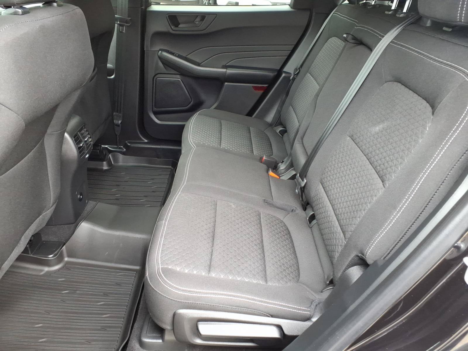 Certified 2023 Ford Escape Active AWD/4WD image 15