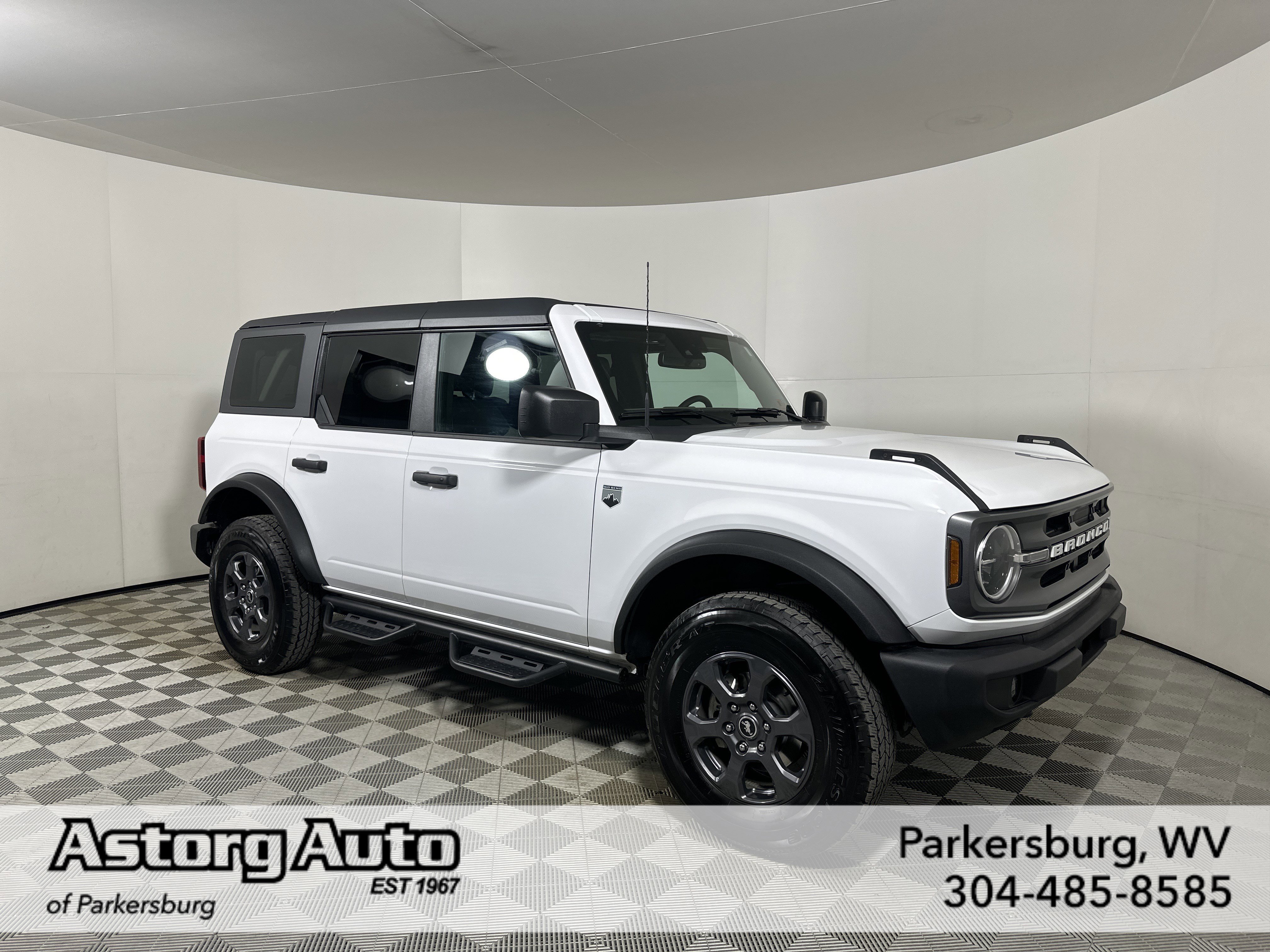 Certified 2024 Ford Bronco Big Bend AWD/4WD image 1