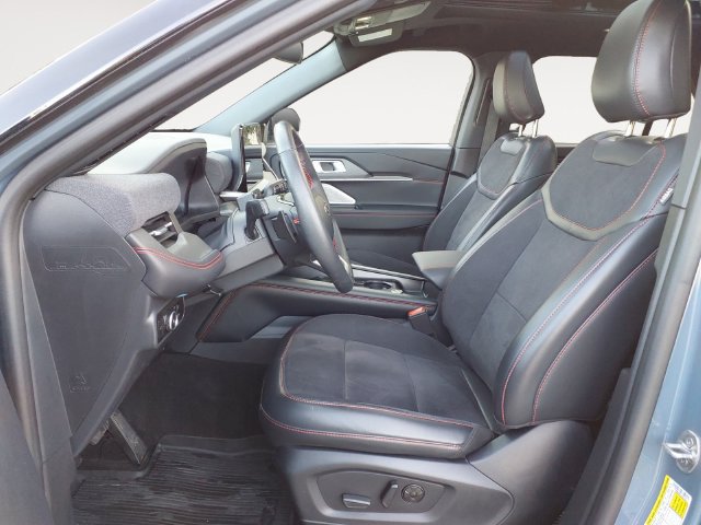 Certified 2025 Ford Explorer ST w/ Sun And Sound Package AWD/4WD image 11