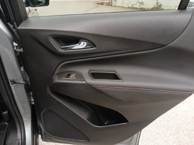 Used 2023 Chevrolet Equinox RS w/ RS Leather Package FWD image 41