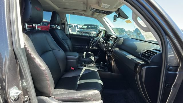 Used 2021 Toyota 4Runner TRD Off-Road Premium w/ Moonroof Package AWD/4WD image 11