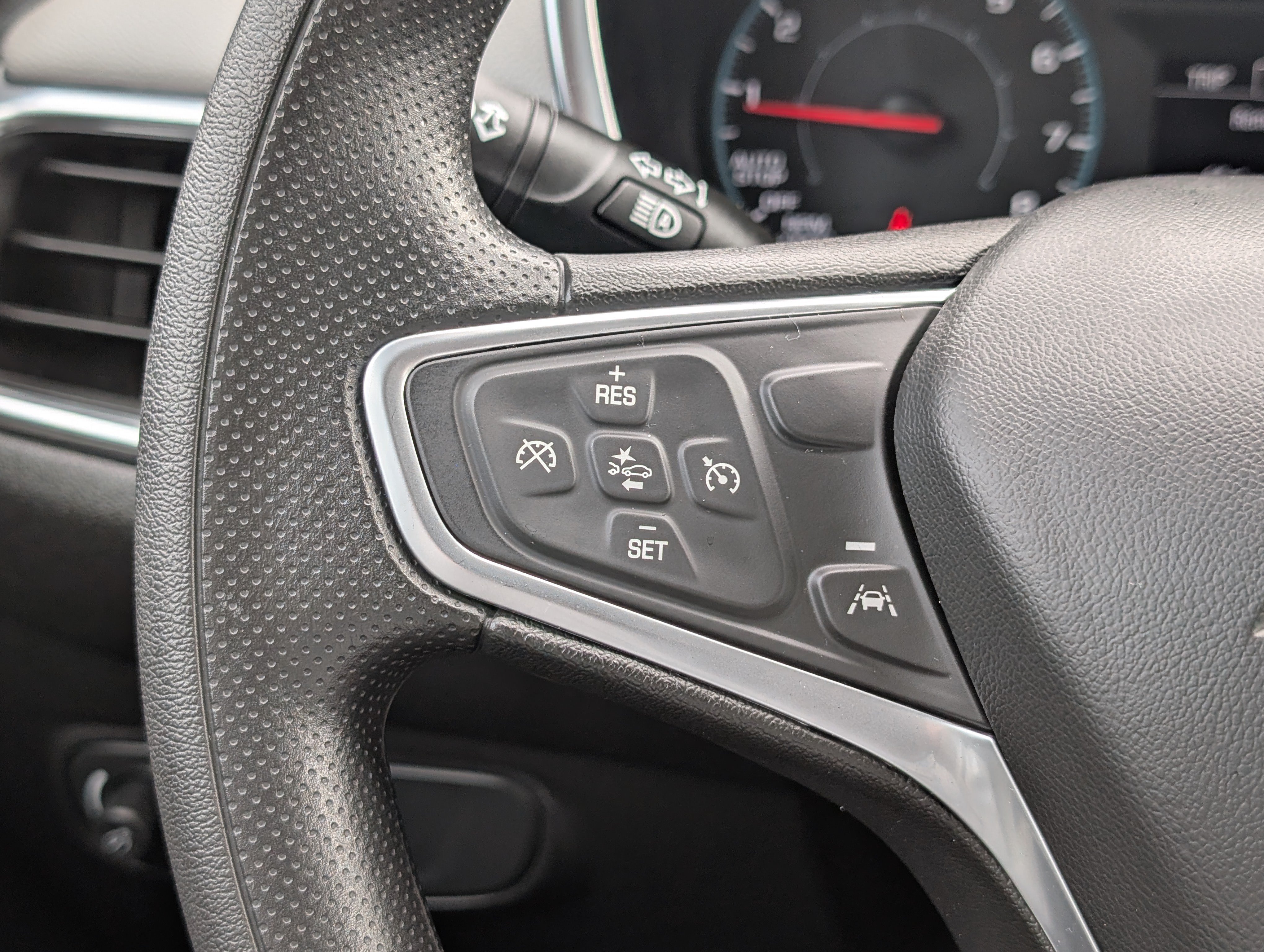 Used 2023 Chevrolet Equinox LS FWD image 20