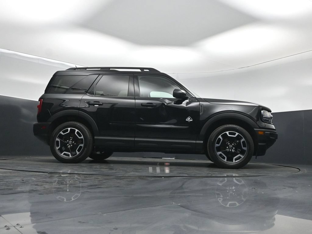 Certified 2023 Ford Bronco Sport Outer Banks w/ Tech Package AWD/4WD image 44