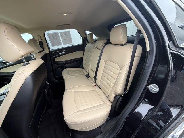 Certified 2022 Ford Edge SEL w/ Convenience Package AWD/4WD image 17