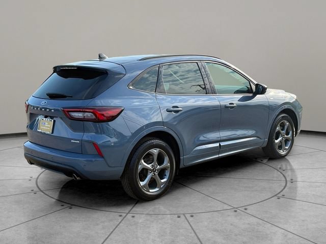 Certified 2023 Ford Escape ST-Line w/ Tech Pack #1 AWD/4WD image 12