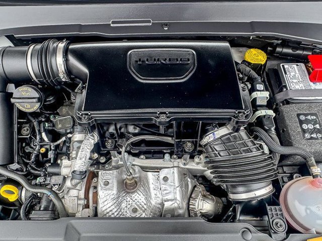 Used 2025 Jeep Compass Latitude w/ Altitude Special Edition image 30