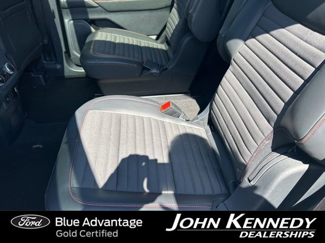 Certified 2025 Ford Explorer ST-Line w/ Premium Package AWD/4WD image 33