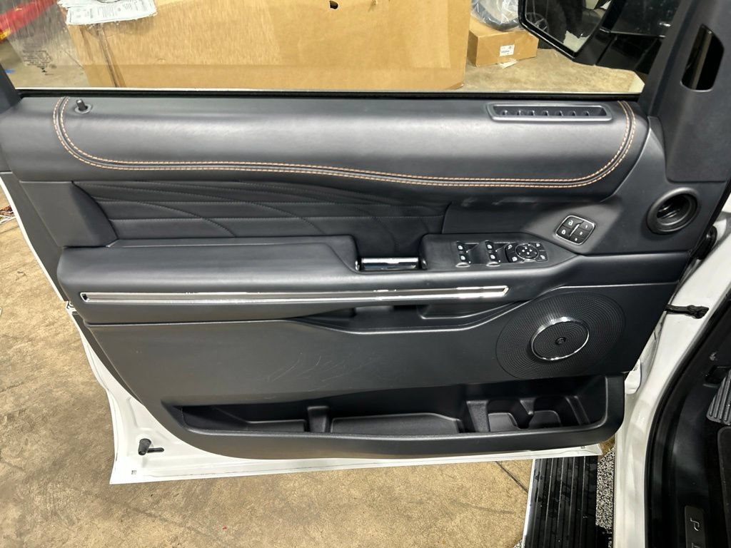 Certified 2023 Ford Expedition Max Platinum AWD/4WD image 14