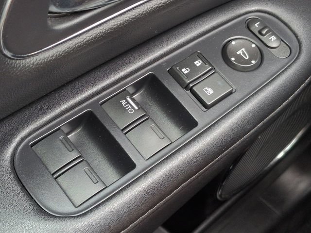 Used 2020 Honda HR-V Touring image 25