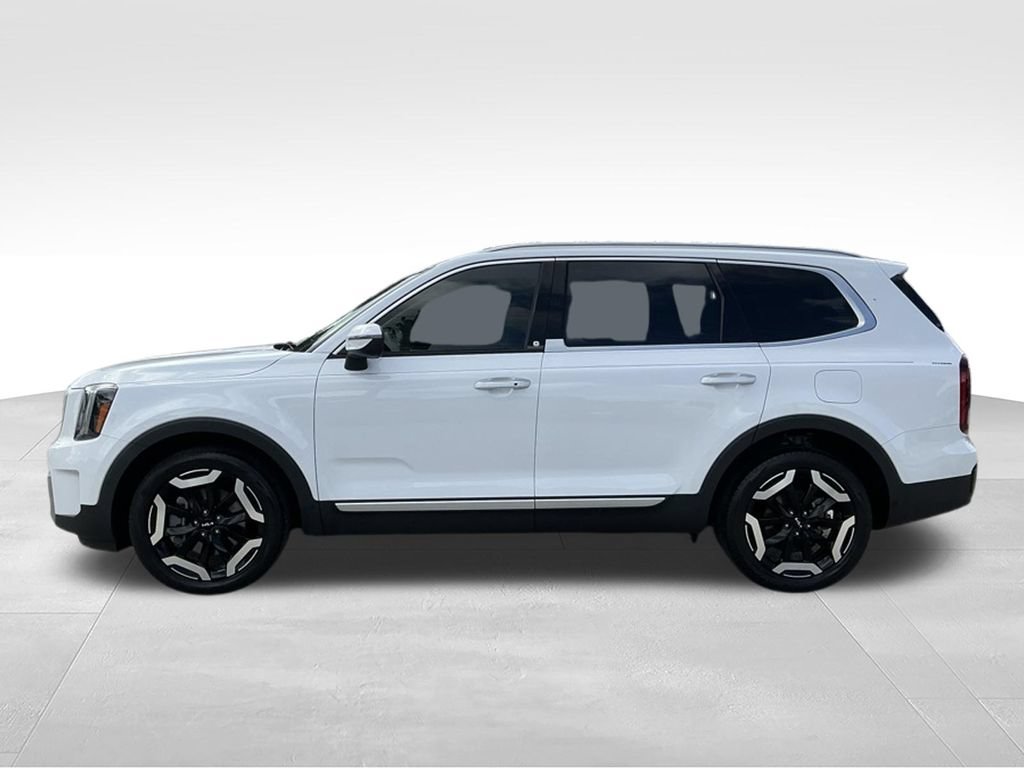 Used 2023 Kia Telluride S w/ S Sunroof Package AWD/4WD image 3